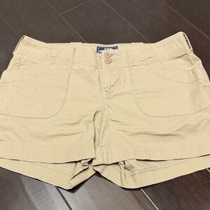 The North Face Women's Cargo Shorts - Tan